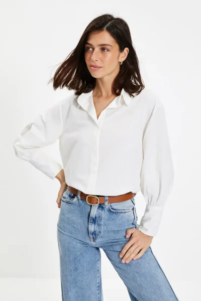 TRENDYOLMİLLA Ecru buttoned Cotton Wide Cuff Detailed Oversized Weaving Shirt