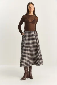 Bianco Lucci Women's Plaid Patterned A-Line Long Skirt with Pocket Detail - Image 5