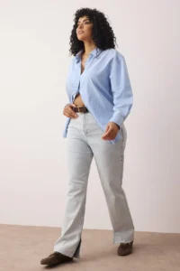 Trendyol Curve Light Blue High Waist Slit Detailed Flare Fit plus size jeans - Image 2