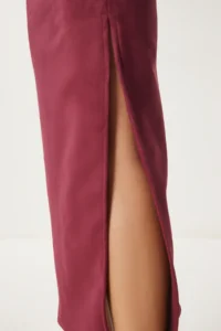 Happiness İstanbul Women's Burgundy Slit Long Suede Woven Skirt MC00292 - Image 5