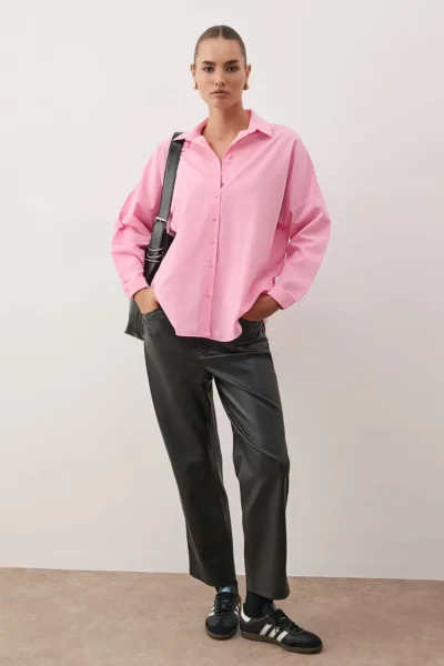 TRENDYOLMİLLA Pink Cotton Oversized Wide Pattern Weaving Shirt