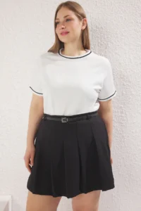 Trendyol Curve Ecru Crew Neck Biye Detailed Basic Plus Size T-Shirt - Image 2