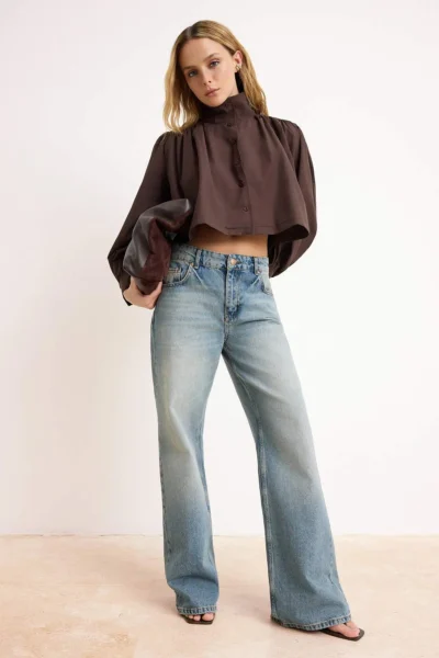 TRENDYOLMİLLA Brown Shirred Short/Crop Kesim Shirt