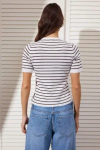 TRENDYOLMİLLA Bonnet Striped Basic Viscose Blended Knitwear Thin Blouse - Image 4