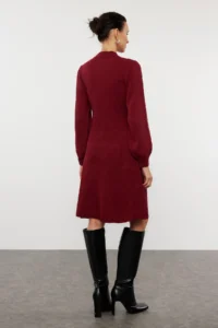 TRENDYOLMİLLA Burgundy Mini Knitwear Lace Dress - Image 5