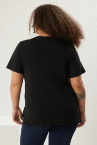 Trendyol Curve Black Collar Relaxed Fit 100% Cotton Knitting Plus Size T-Shirt - Image 5