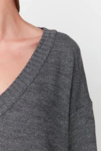 TRENDYOLMİLLA Anthracite Maxi Knitwear Wide Pattern Dress - Image 4