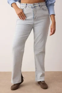 Trendyol Curve Light Blue High Waist Slit Detailed Flare Fit plus size jeans - Image 3