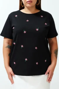 Trendyol Curve Black relaxed Floral Embroidery Detailed 100% Cotton Knitting Plus Size T-Shirt - Image 4