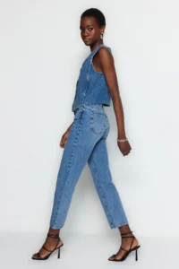 TRENDYOLMİLLA Mavi High Waist Plain Kesim Straight 100% Cotton Non-Stretch jeans - Image 4