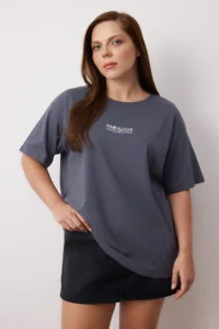 Trendyol Curve Anthracite Oversized Fit 100% Cotton Front and Back Printed Knitting Plus Size T-Shirt - Image 2
