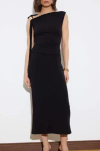 TRENDYOLMİLLA Limited Edition Black bodycon Asymmetric Yaka Sleeveless with accessories Maxi Flexible Knitting Dress - Image 3