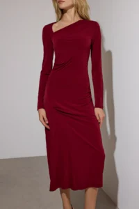 TRENDYOLMİLLA Burgundy Asymmetric Collar Gather detailed Midi bodycon Flexible Knitting Dress - Image 3