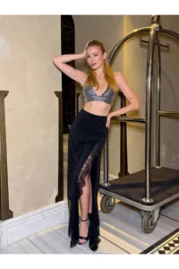 Cool & Sexy Women's Sandy Fabric Lace Detailed Slit Long Black Skirt - Image 2
