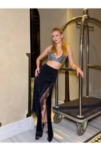 Cool & Sexy Women's Sandy Fabric Lace Detailed Slit Long Black Skirt - Image 6