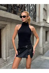 Cool & Sexy Women Back Light Turtleneck soft Crop Blouse