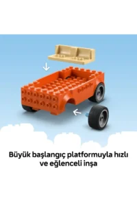 LEGO ® Bluey: Bluey's Family Beach Trip  - Creative Toy Building Set for Kids 4+ (133P) - Image 6