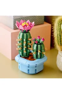LEGO ® Botanicals Flowering Cactus  - Toy Construction Set for Children Ages 9 and Up (482 Pieces) - Image 3