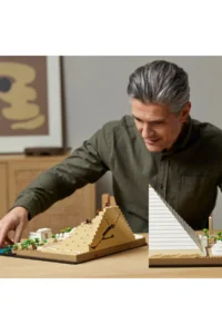 LEGO ® Architecture Architectural Icons Collection: Cheops Pyramid  - 18+ Model Building Set (1476P) - Image 5