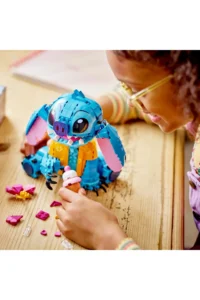 LEGO ® ǀ Disney Stitch  - 9+ Toy Building Set (730 Pieces) - Image 6