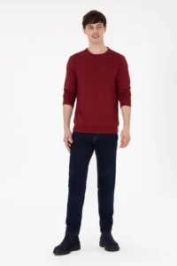 US Polo Shirt Assn. Men Regular Fit Crew Neck Burgundy Sweatshirt - Image 4