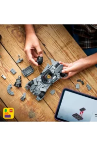 LEGO® DC Batman™ Batman and Superman™ Batmobile™ 76331 - Building Set for Ages 9+ (220) - Image 7