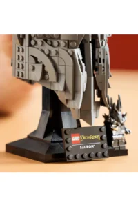 LEGO® Icons The Lord of the Rings: Helmet of Sauron 11373 - 18+ Building Set for – 18+ (538) - Image 4