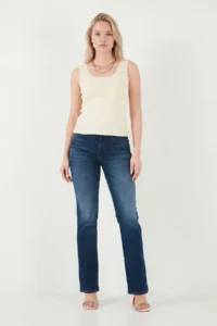 Lela Thick Sleeveless V-neck Blouse Blouse - Image 2