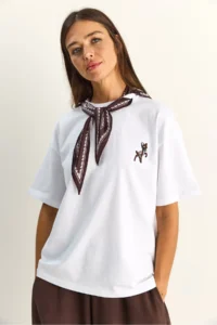 Bianco Lucci Women's Gazelle Embroidered Basic Casual T-Shirt with Scarf 7517