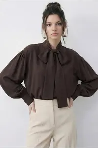 Bianco Lucci Women Yaka Binding Detailed Blouse 8101