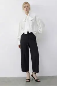 Bianco Lucci Women Yaka Binding Detailed Blouse 8101