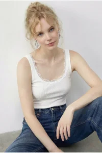 Bianco Lucci Women's Cotton Slim Fit U-Neck Lace Undershirt 1053 - Image 2