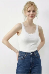 Bianco Lucci Women's Cotton Slim Fit U-Neck Lace Undershirt 1053 - Image 3