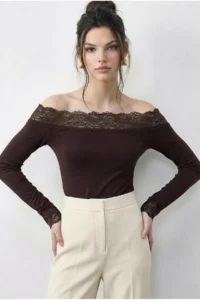 Bianco Lucci Women's Lace Detailed Madonna Collar Blouse 1063 - Image 3