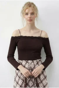 Bianco Lucci Women's Strappy Lace Detailed Madonna Collar Blouse 1064 - Image 2
