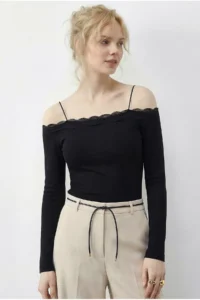 Bianco Lucci Women's Strappy Lace Detailed Madonna Collar Blouse 1064 - Image 4