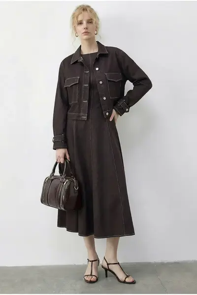 60286043-BROWN_1