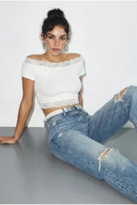 Bianco Lucci Women's Madonna Collar Lace Detailed Soft Touch Crop Blouse 0992 - Image 3