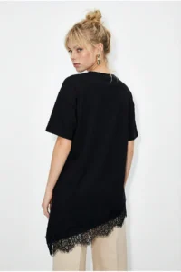 Bianco Lucci Women's Lace Detailed Asymmetric Cut Short Sleeve T-Shirt 1078 - Image 4