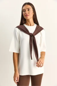 Bianco Lucci Women's Shawl Detailed Oversize Basic T-Shirt 1094 - Image 3