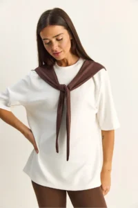Bianco Lucci Women's Shawl Detailed Oversize Basic T-Shirt 1094 - Image 5