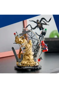 LEGO ® ǀ Marvel Legendary Battle: Spider-Man vs. Sandman  - 9+ Toy Building Set (201 Pieces) - Image 5