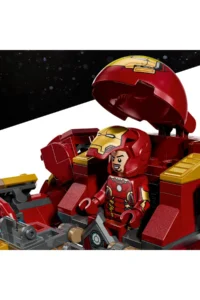 LEGO ® ǀ Marvel Legendary Battle: Hulkbuster vs. Hulk - 9+ Toy Building Set (413 Pieces) - Image 6