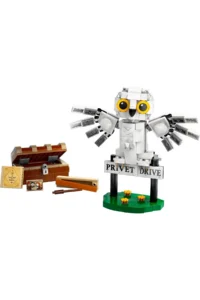 LEGO ® Harry Potter™ Hedwig™ in Privet Drive Number 4  - 7+ Creative Toy Building Set (336P) - Image 2