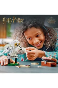 LEGO ® Harry Potter™ Hedwig™ in Privet Drive Number 4  - 7+ Creative Toy Building Set (336P) - Image 5