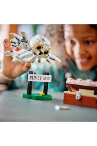 LEGO ® Harry Potter™ Hedwig™ in Privet Drive Number 4  - 7+ Creative Toy Building Set (336P) - Image 8