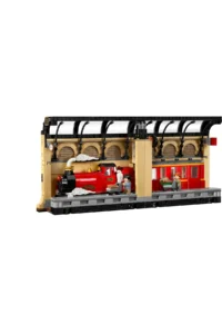 LEGO ® Harry Potter™ Bookshelf Decor: Hogwarts™ Express  - 10+ Creative Toy Building Set (832P) - Image 2