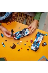 LEGO ® Speed ​​Champions BMW M4 GT3 and BMW M Hybrid V8 Race Cars  - 9+ Model Building Set (676P) - Image 9