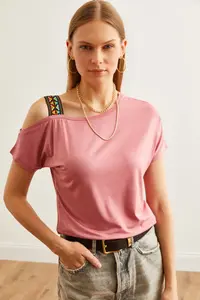Olalook Women's Dusty Rose One Shoulder Ethnic Garnished Blouse