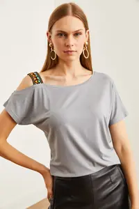 Olalook Women Gray One Shoulder Ethnic Garnili Blouse - Image 5